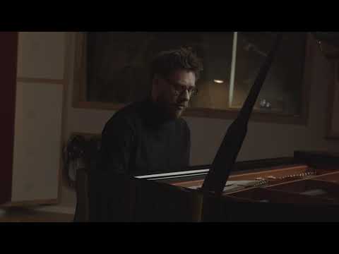 Clemens Christian Poetzsch - Kleines Silber (Official Music Video) | The Soul Of Things