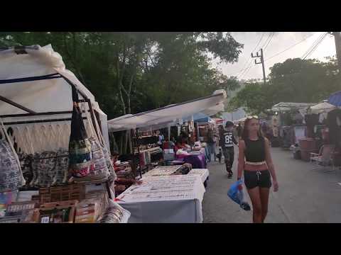 Fisherman's Village Friday Night Market in Bophut on Koh Samui in Thailand