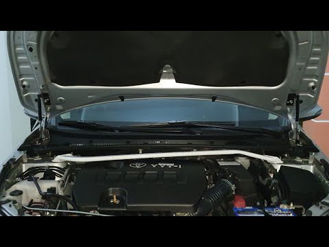 Video: Bagaimana anda menukar bilah pengelap pada Toyota Corolla 2015?