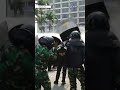 Eksekusi Hotel Sultan Ricuh, Tamu Dievakuasi dan Aparat Dilempari Batu
