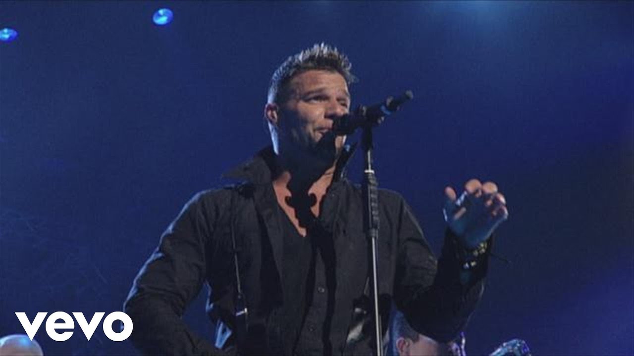 Ricky Martin - It's Alright (Live Black & White Tour) - YouTube