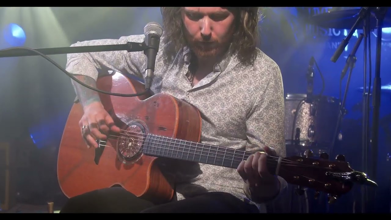 Dom Martin Out On The Western Plain (Leadbelly) Chords Chordify