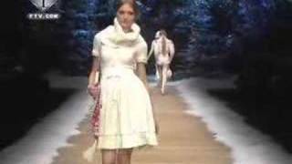 Fabiana Semprebom catwalk