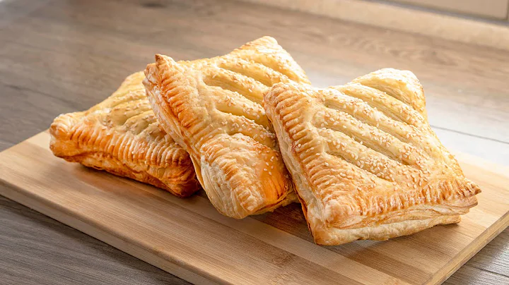 Puff pastry puffs with potatoes and dill