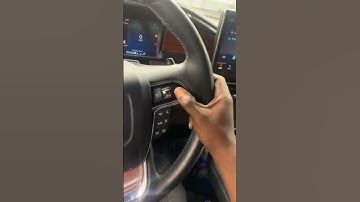 2023 Lincoln Navigator oil life reset