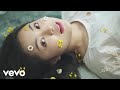 Download Lagu Bernadya - Apa Mungkin (Official Music Video)