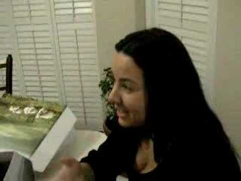 LAURA - GLASS IN FOOT - YouTube