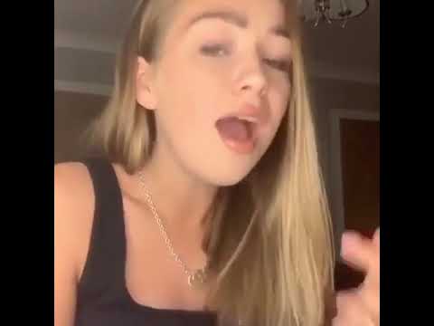 HOT GIRL   SINGS 