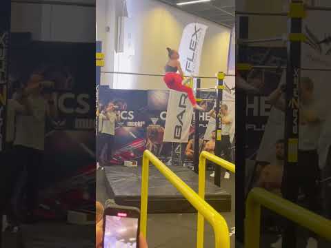 Female calisthenics athlete