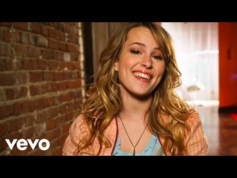 Bridgit Mendler (+) Lemonade