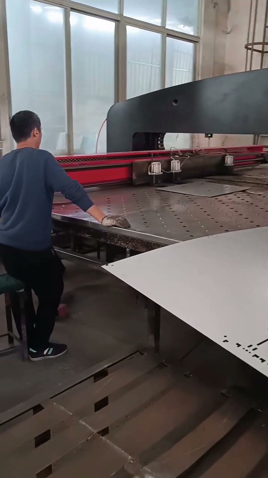 Metal stamping process- Good tools and machinery make work easy