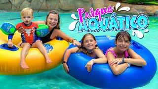 ROTINA DA MANHÃ no PARQUE AQUATICO by Laurinha e Helena - Clubinho da Laura 164,353 views 2 months ago 12 minutes, 57 seconds