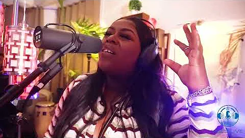 Kim Cruse Actions Live Performance