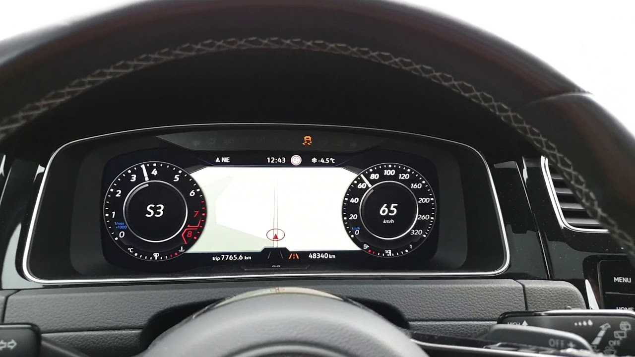 Golf R akrapovic accelerazione nella neve 