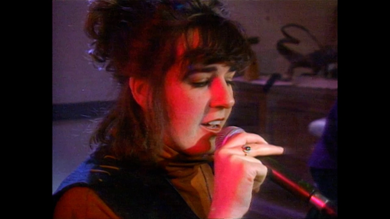 Riot Grrls do it for themselves in 1993 - YouTube
