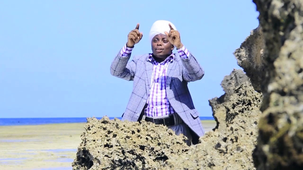 AYUBU BY WATORO WA MOTHER