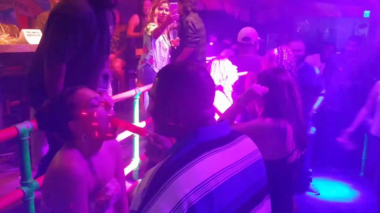 SUMMER SLAM Popsicle Sucking Contest YouTube