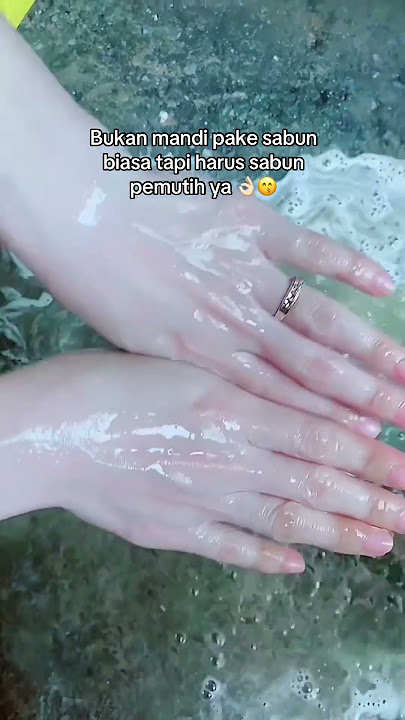 Mandi pake sabun pemutih yang bentuknya kaya kue 😁 #bodycare #pemutihbadan #cupcakesoap #fyp
