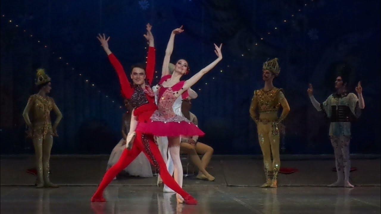 THE NUTCRACKER (Divertissement) 31/12/21 (Bolshoi theater of Belarus