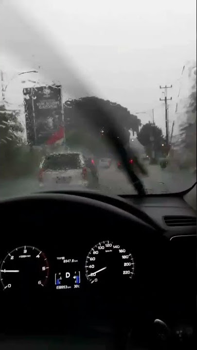 Nyetir Mobil Pas Saat Hujan Part 2