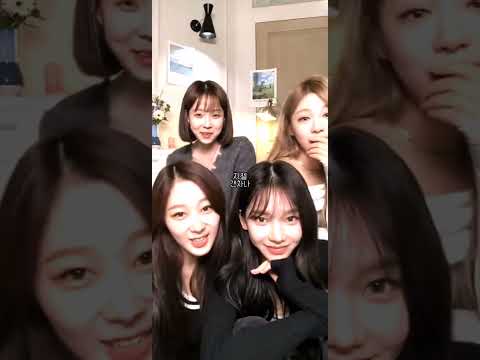 ㅈ저 표정 진짜 사랑스럽다