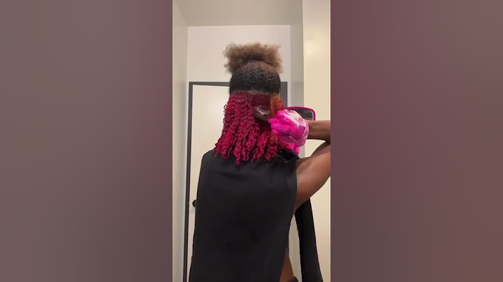 dying my hair: pink skunk stripe 💕on natural hair