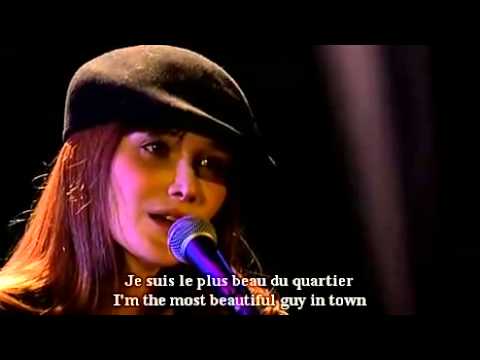 Le plus beau du quartier – Carla Bruni