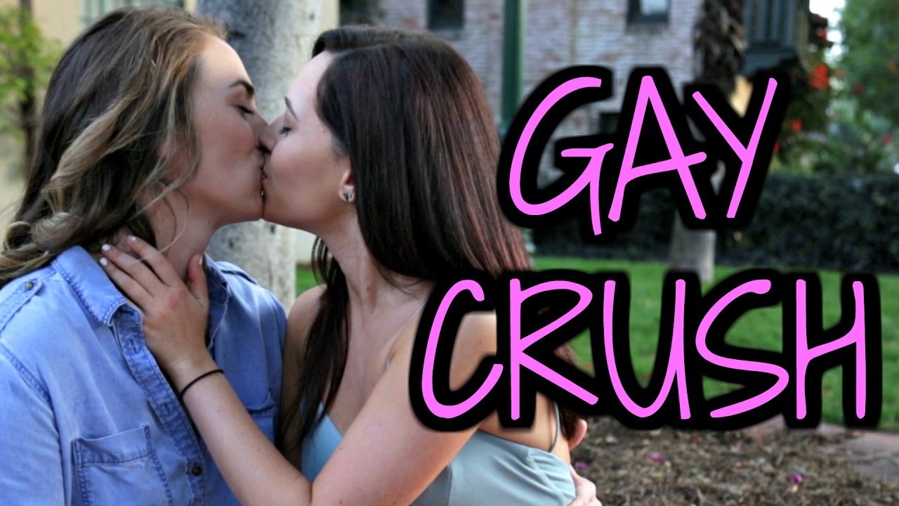 How to kiss your lesbian crush for tbe