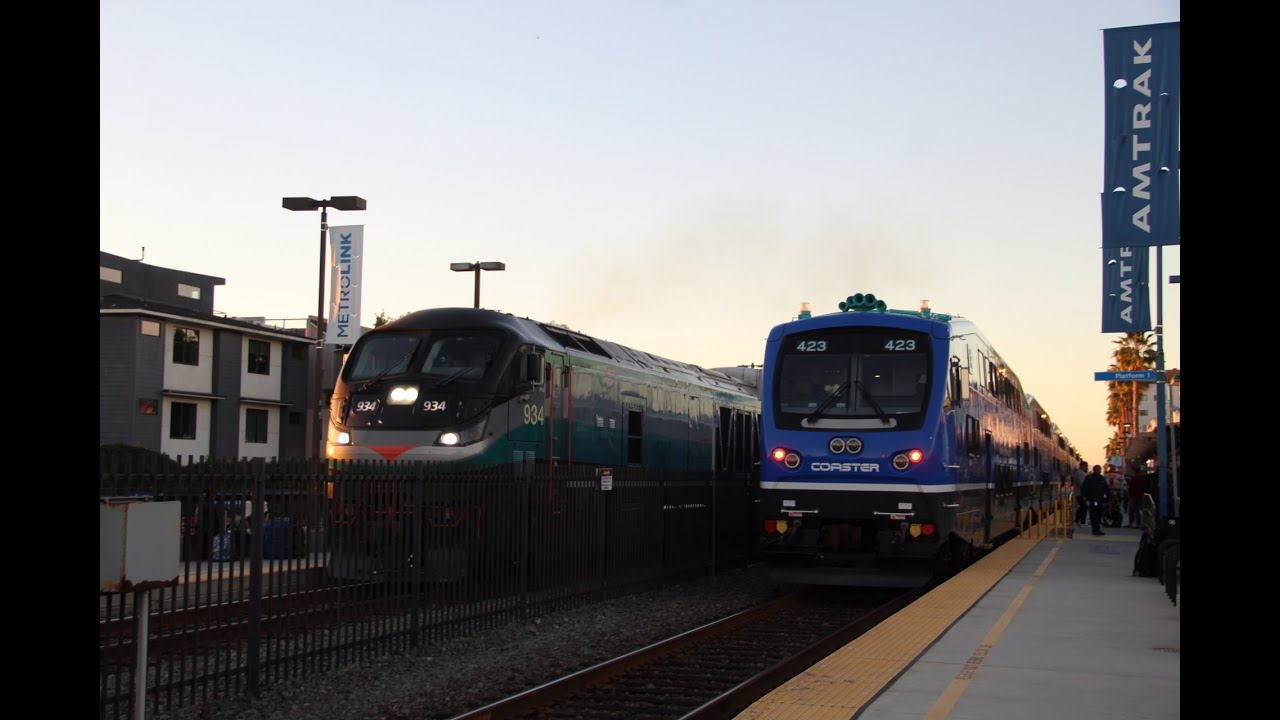 12/6/25 Railfanning Carlsbad Village Feat: Holiday express, CEM Cabcars in use and more !