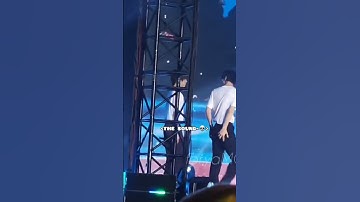 Beomgyu:🧍🏻 after the whole venue heard the butt slap#txt