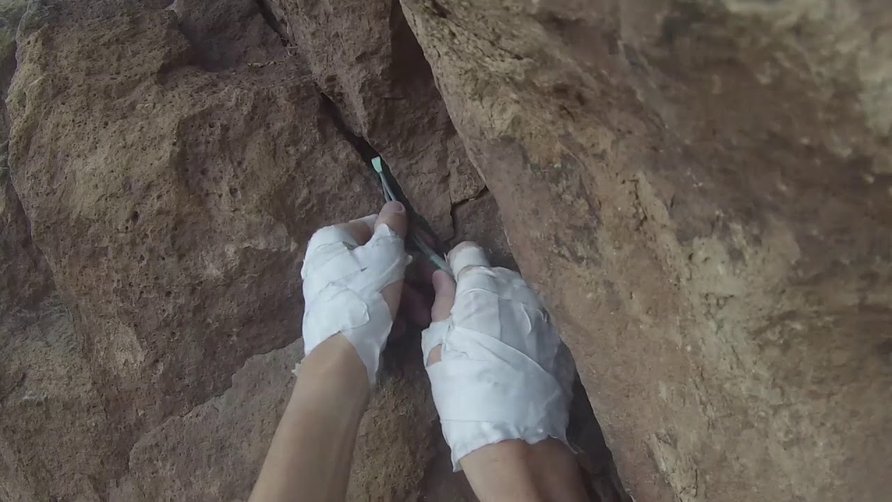 Smith Rock 'Moscow' 5.6 Pitch 1