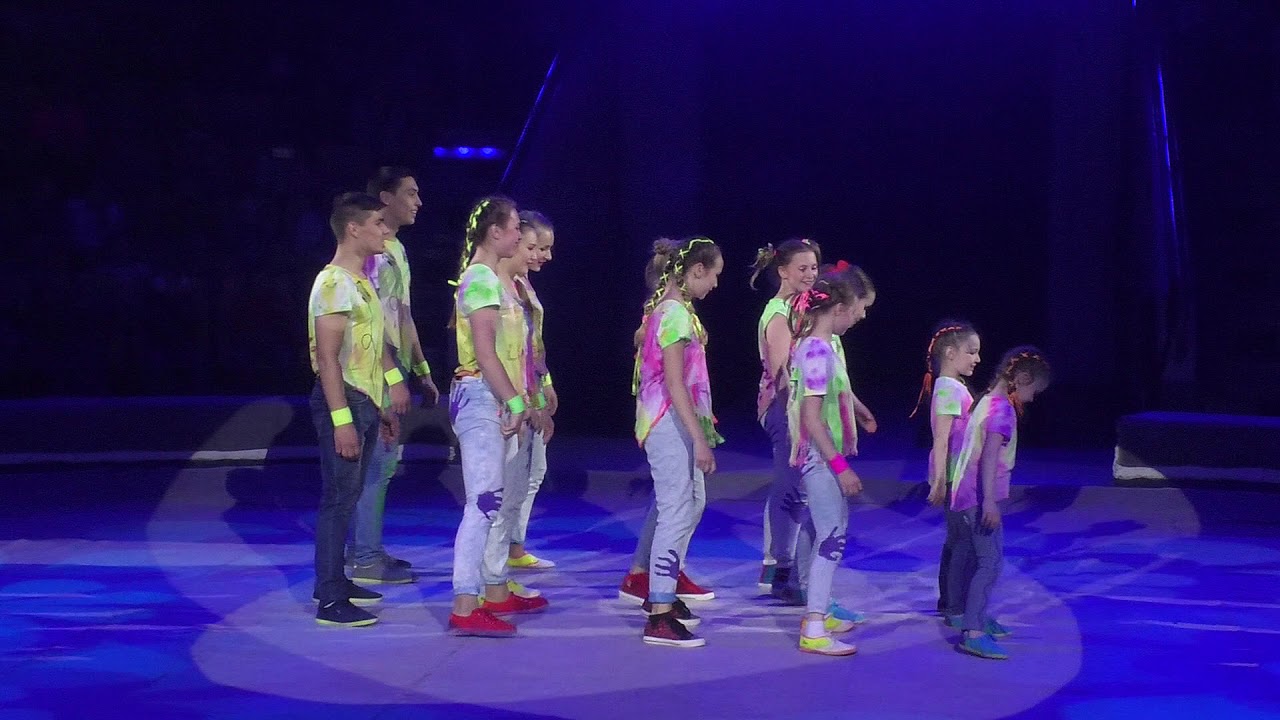 Скакалка (акробатический номер)