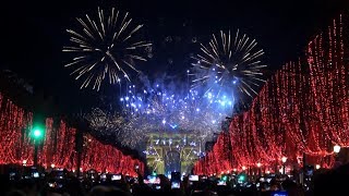 ► Spectacle du nouvel an 2020 à Paris (mapping vidéo sur l&#39;Arc de Triomphe + feu d&#39;artifice)
