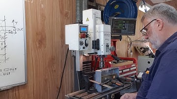 Using absolute and incremental mode on a digital readout.