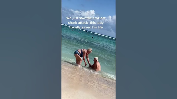 Shark attacks unsuspecting tourist on Mexico beach #SHORTS￼