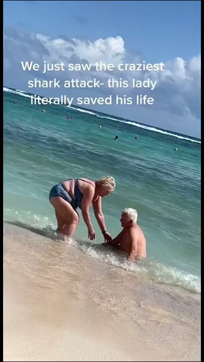 Shark attacks unsuspecting tourist on Mexico beach #SHORTS￼