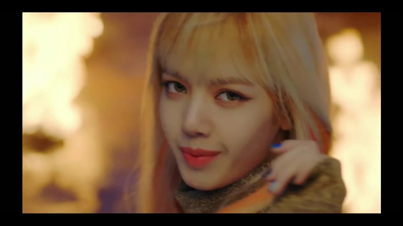 BLACKPINK LISA 'POPSTAR' - YouTube