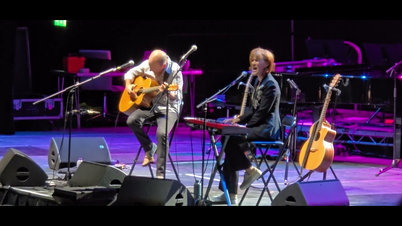Kiki Dee & Carmelo Luggeri - Running Up That Hill Kate Bush Cover - Live in Birmingham 8/7/25