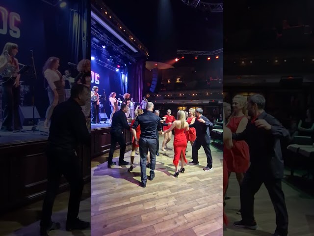 Salsa Dance Raices Studio Kyiv
Cuban Salsa, Rumba Guaguanco & Yambu, Son traditional cubano & Rued de Casino
Bachata Fus