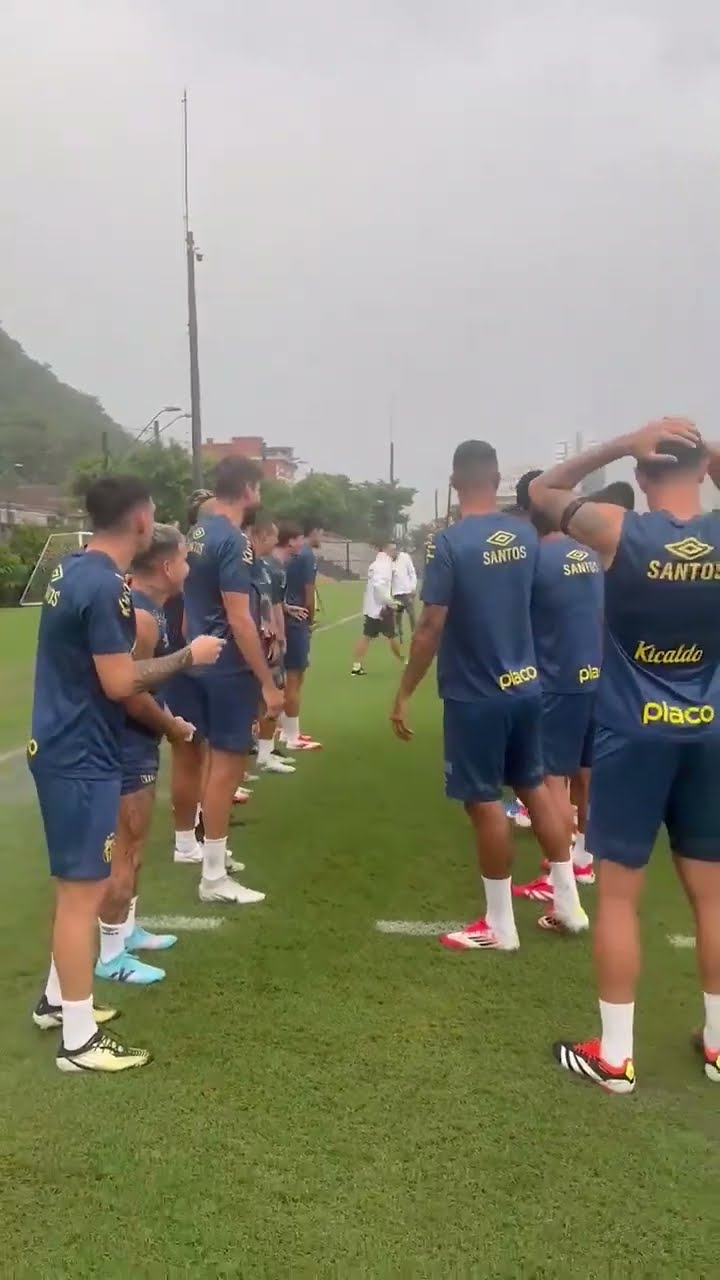 ATÉ O NEYMAR TEM BATISMO! OS CARAS ALIVIARAM PRA ELE E NEM TEVE A VOLTA DO CORREDOR! ??? #shorts