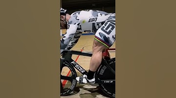 QUADZILLA!!! MASSIVE LEGS!😱😱😱