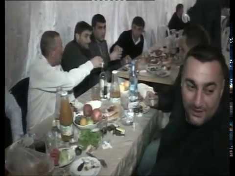 Musa Manafli & Hesenaga Babayev - Agsu r/n Kendoba kendinde Revan beyin kiçik toyunda.