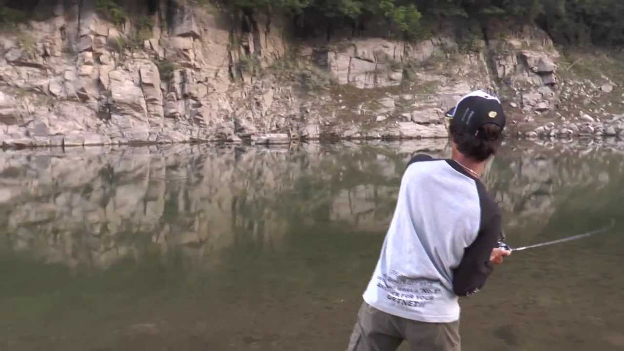 秋の高山ダムをオカッパリで攻略 ルアー合衆国 Youtube