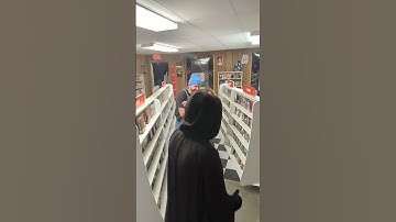 Ghostface Jump scare 😂 #halloween #scream #hauntedhouse #funny