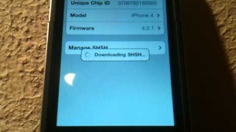 iSHSHit: Backup Your SHSH Blobs!