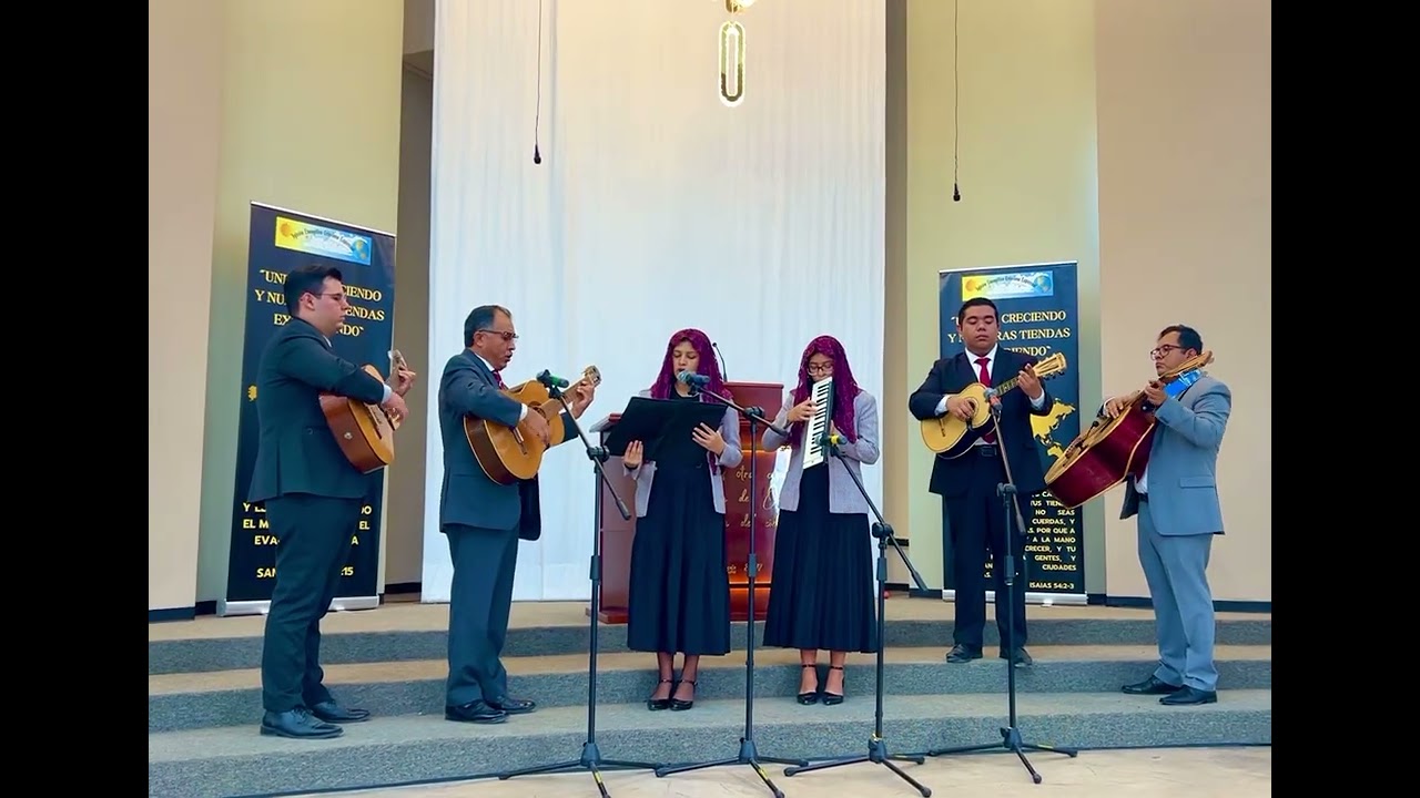 IECE Dueto Molina Mercado-Como El Aguila (Col El Salvador.  Saltillo,Coahuila Dto 101)