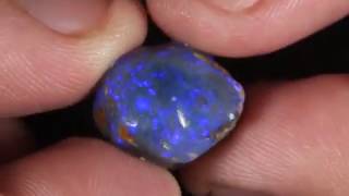 25983 Lightning Ridge Rough Opal