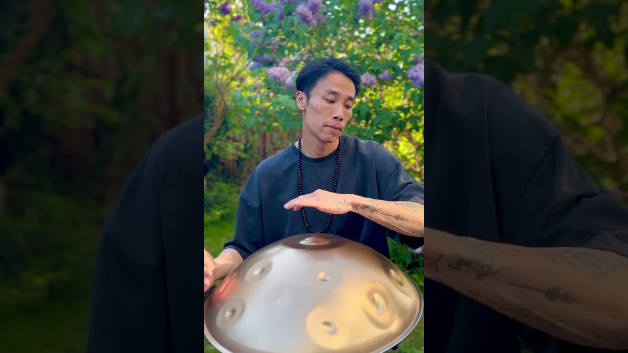 【音に包まれて、心が静かになる】 #shorts #REOMATSUMOTO #HandPan #ハンドパン #手碟 #癒しの音楽 #浄化音楽