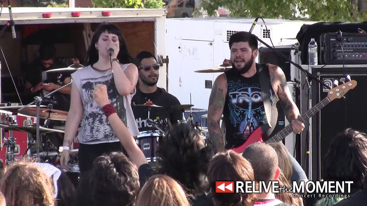 2013.07.24 Iwrestledabearonce - Firebees NEW SONG (Live in Chicago, IL)