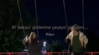 birisi var, sorma kafam çok karışık anne. Resimi